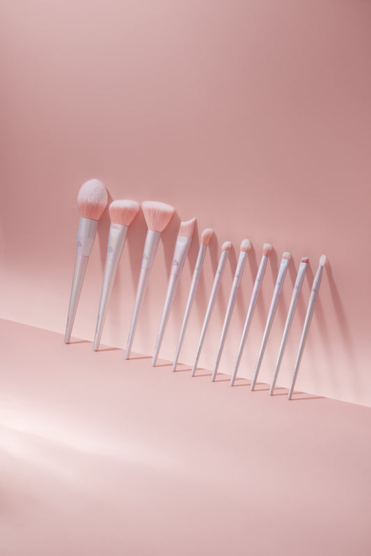 Smoke Flamingo Series Brushes Set